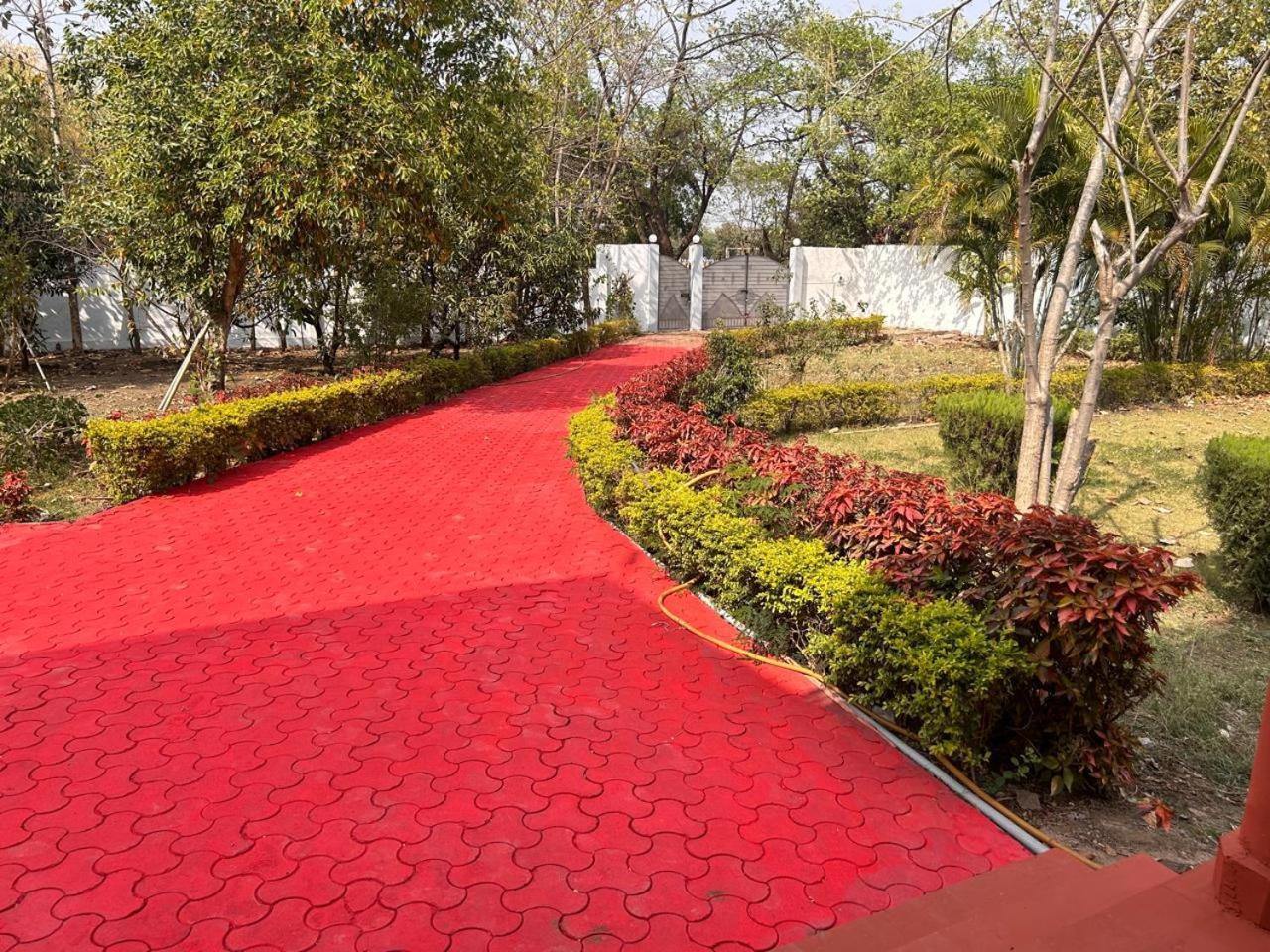 The English Gaon 4 Bhk Bhopal Extérieur photo