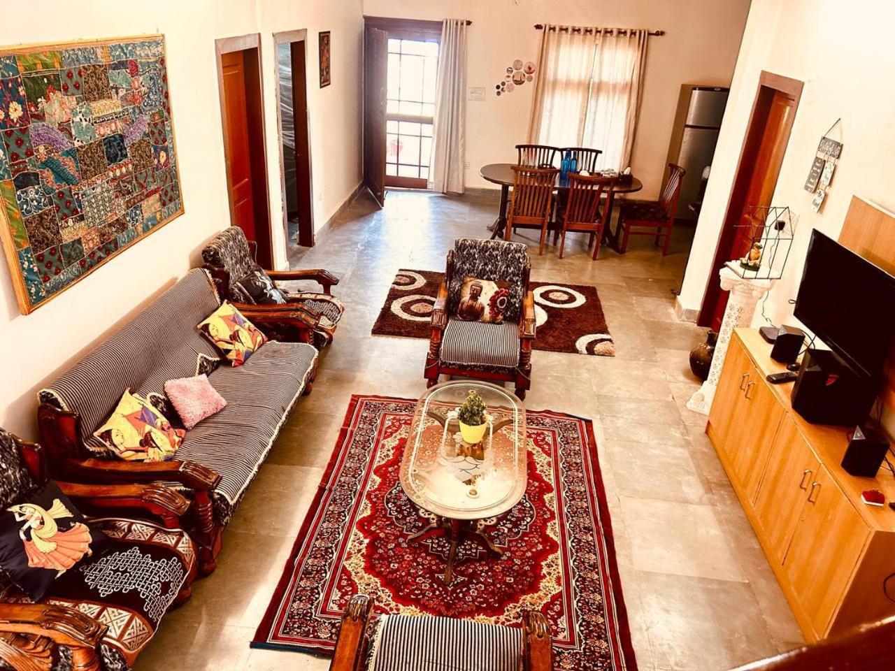 The English Gaon 4 Bhk Bhopal Extérieur photo
