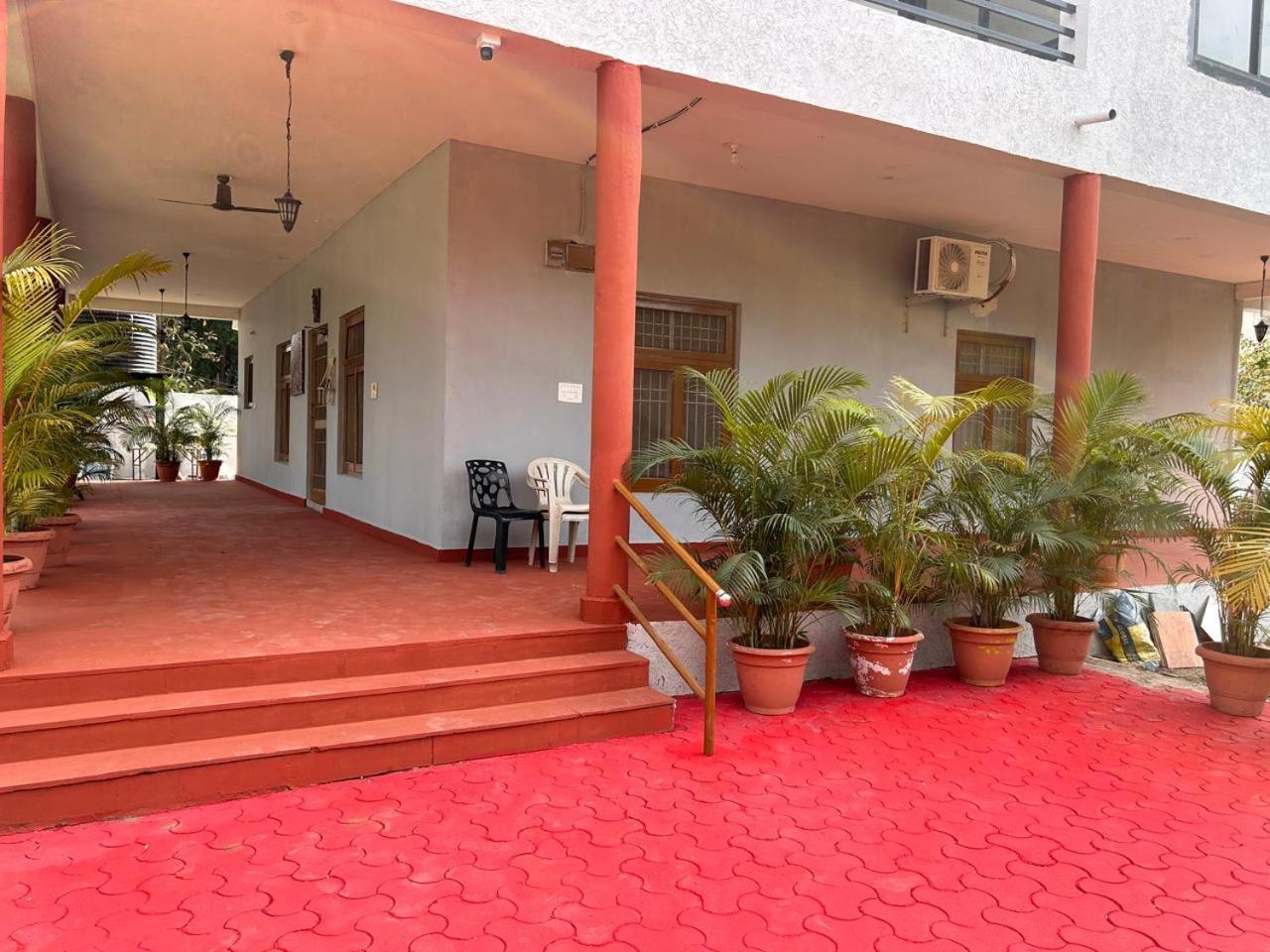 The English Gaon 4 Bhk Bhopal Extérieur photo