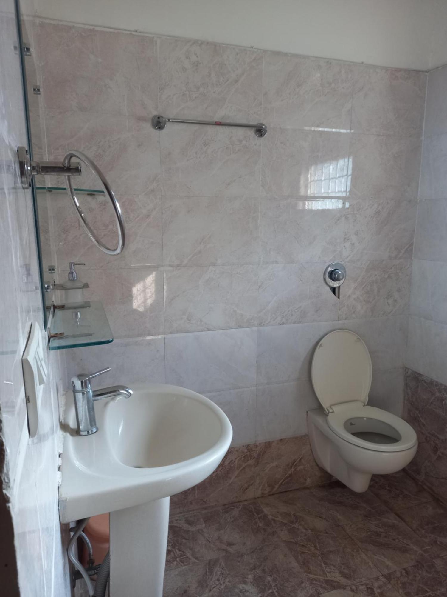 The English Gaon 4 Bhk Bhopal Extérieur photo